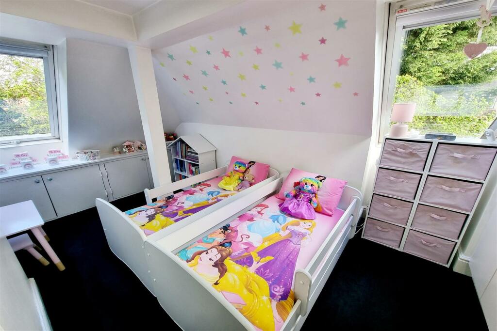 BEDROOM 4: ON 1ST FLOOR