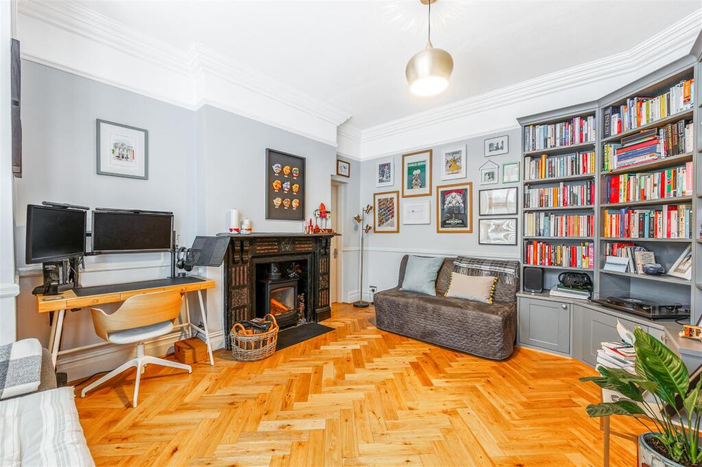 GFF, 36 Willcott Road-5.jpg