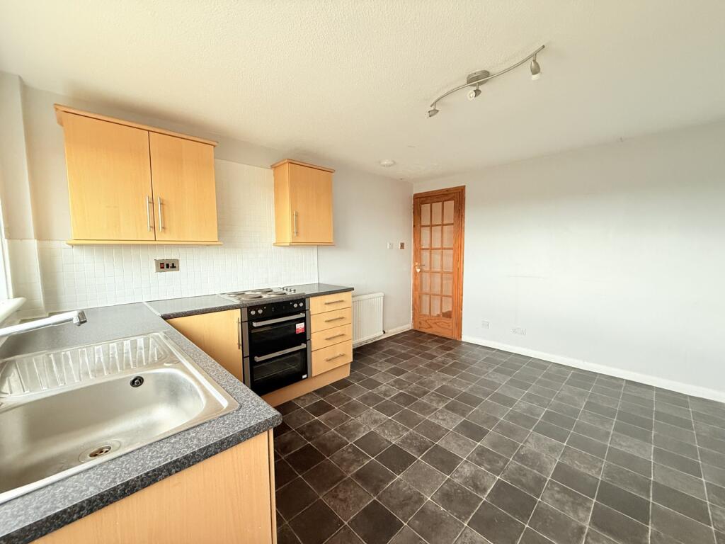 18 Makbrar Road, Dumfries, DG1 4BA - Braidwoods So