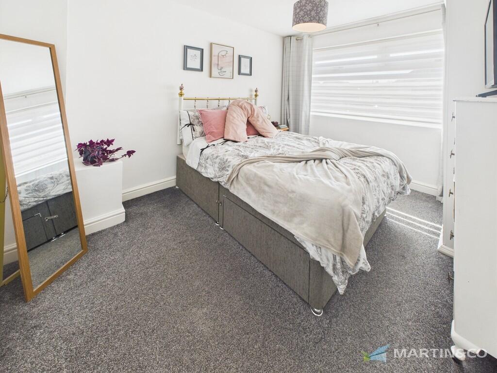 CAM02318G0-PR0501...