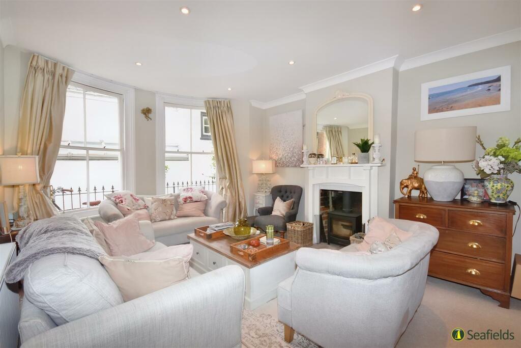 Sitting Room.jpg