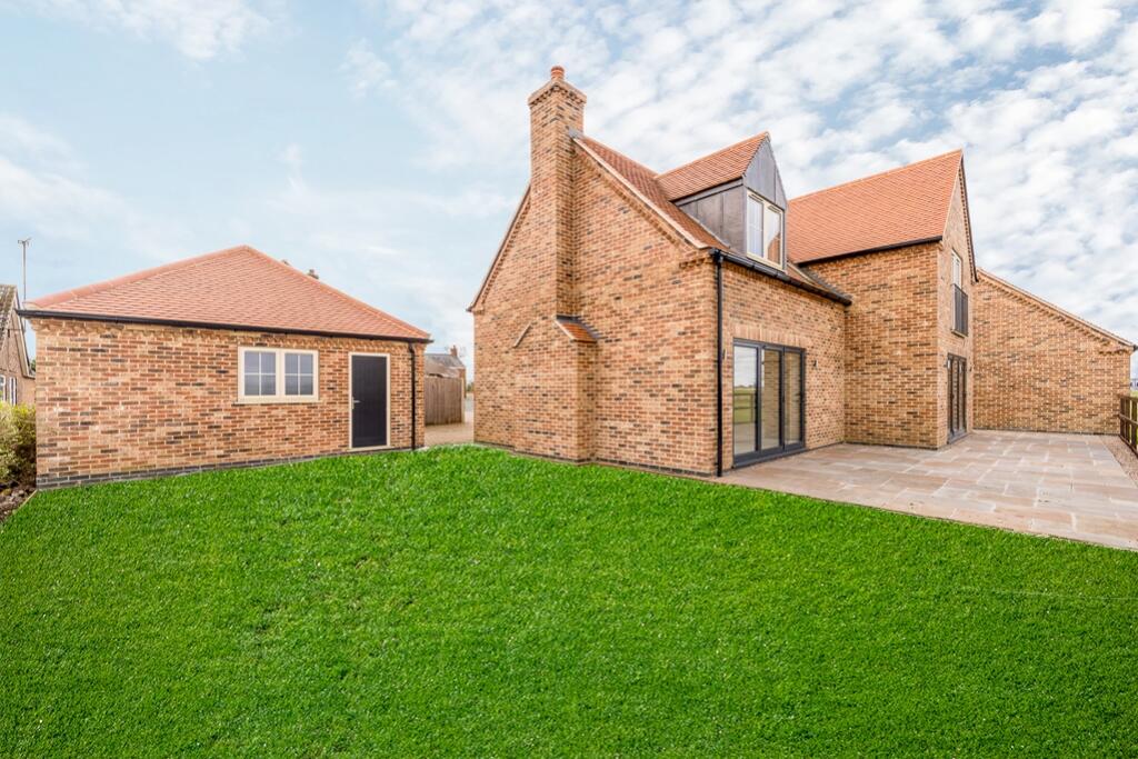 3 Parker Close (Frampton)-9