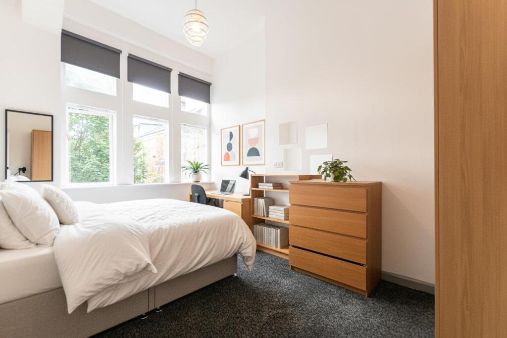 BED 6.jpg