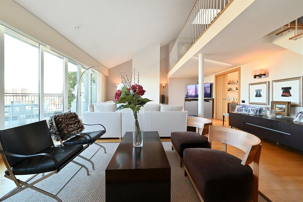 36-Lucas-House-13.JPG