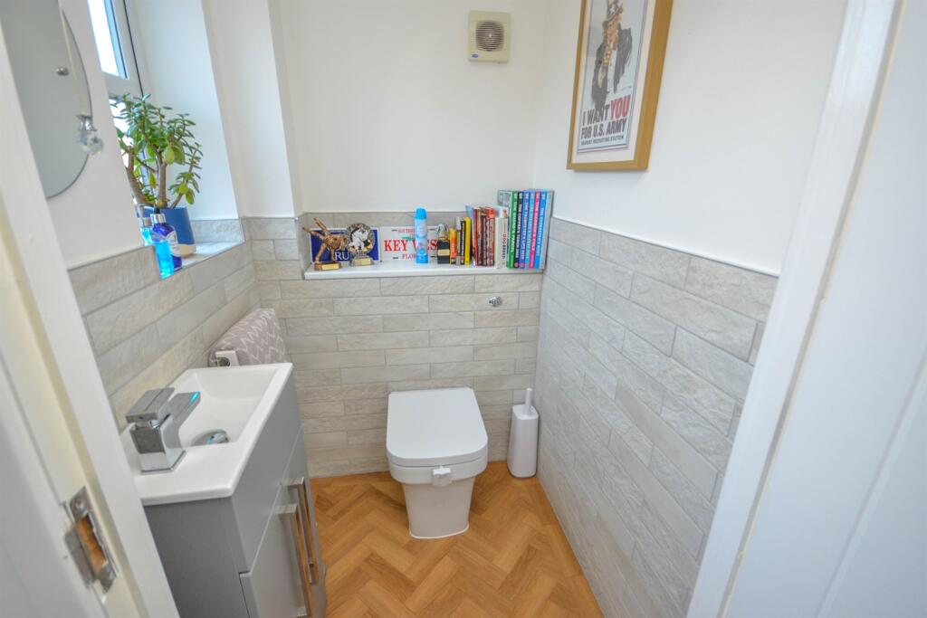 Ground Floor W.C.