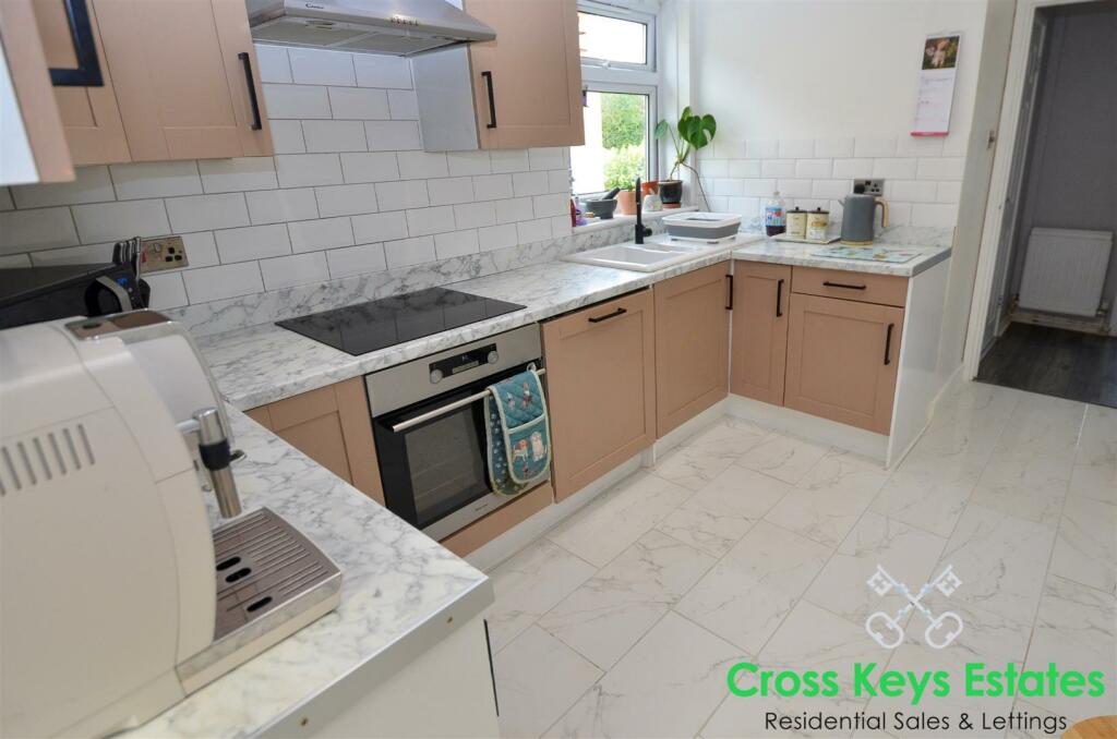 Fitted Kitchen