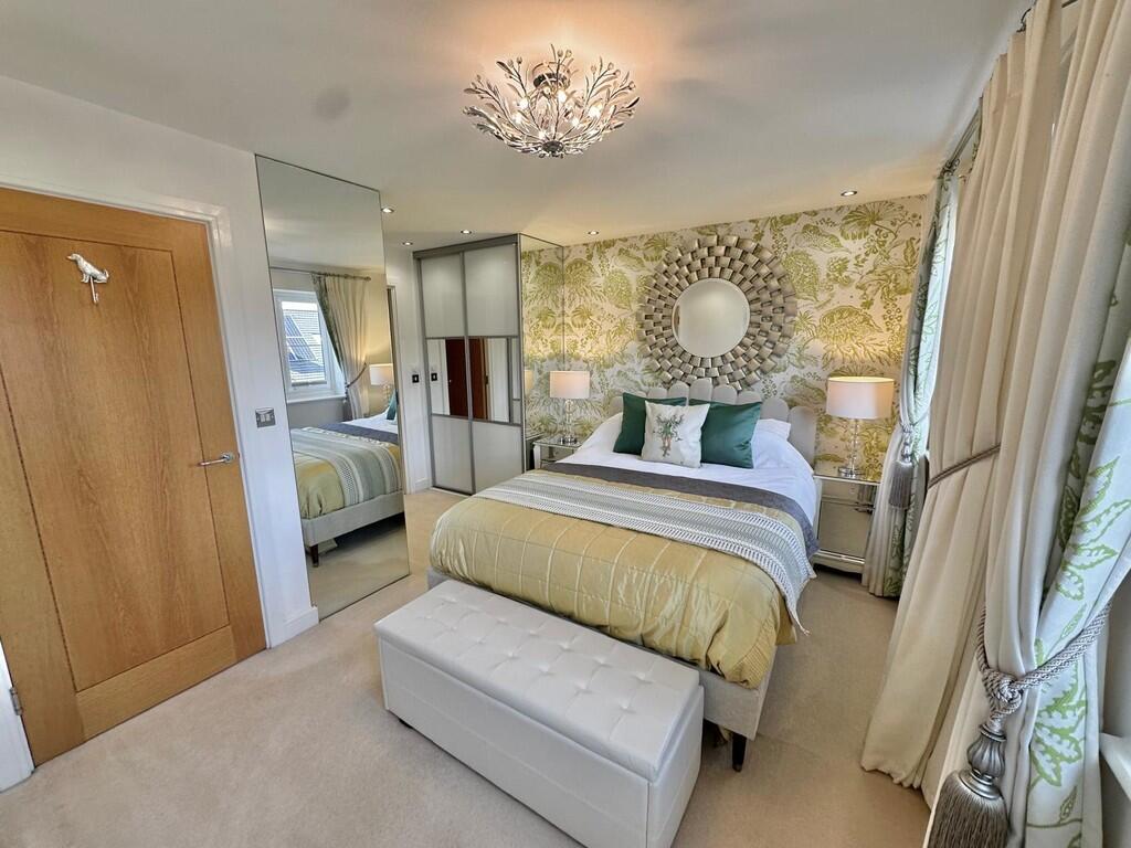 IMG-20250917-WA00...