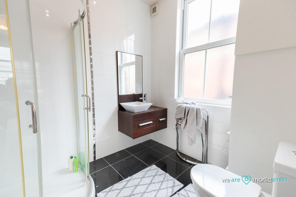 En-Suite Shower R...
