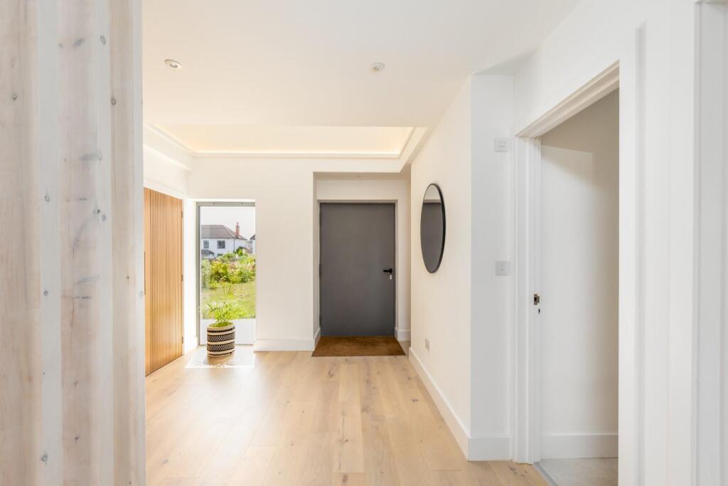 47 The Avenue, BS21-2.jpg