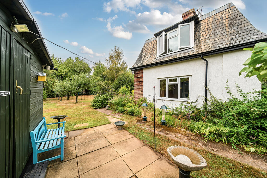 1324383-32-68793b7370770