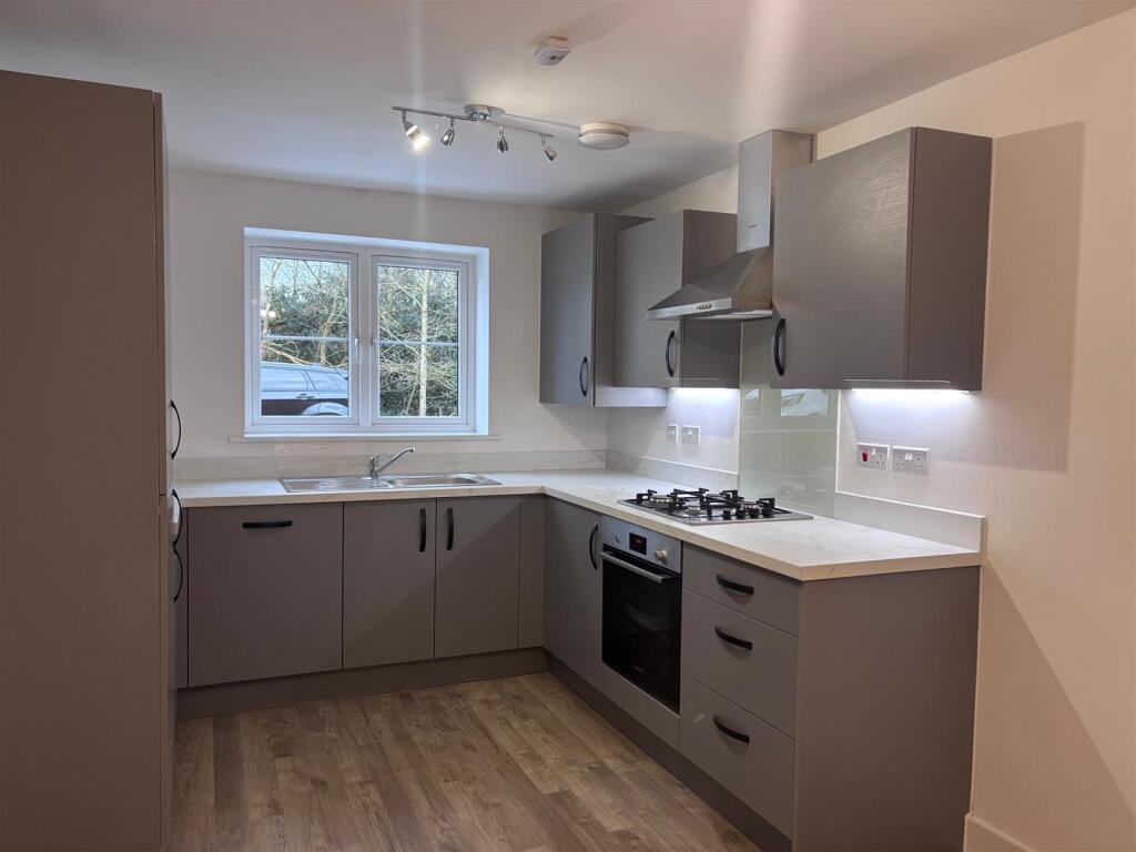 Stapleford Chase - Pic 05.jpg