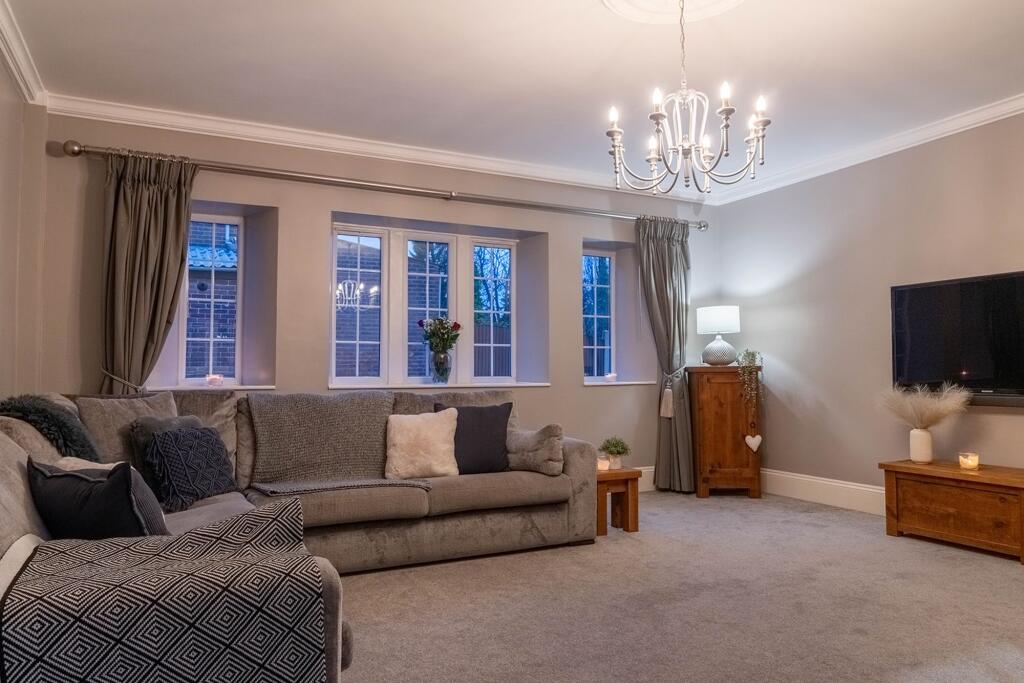 Cosy snug with underfloor heating