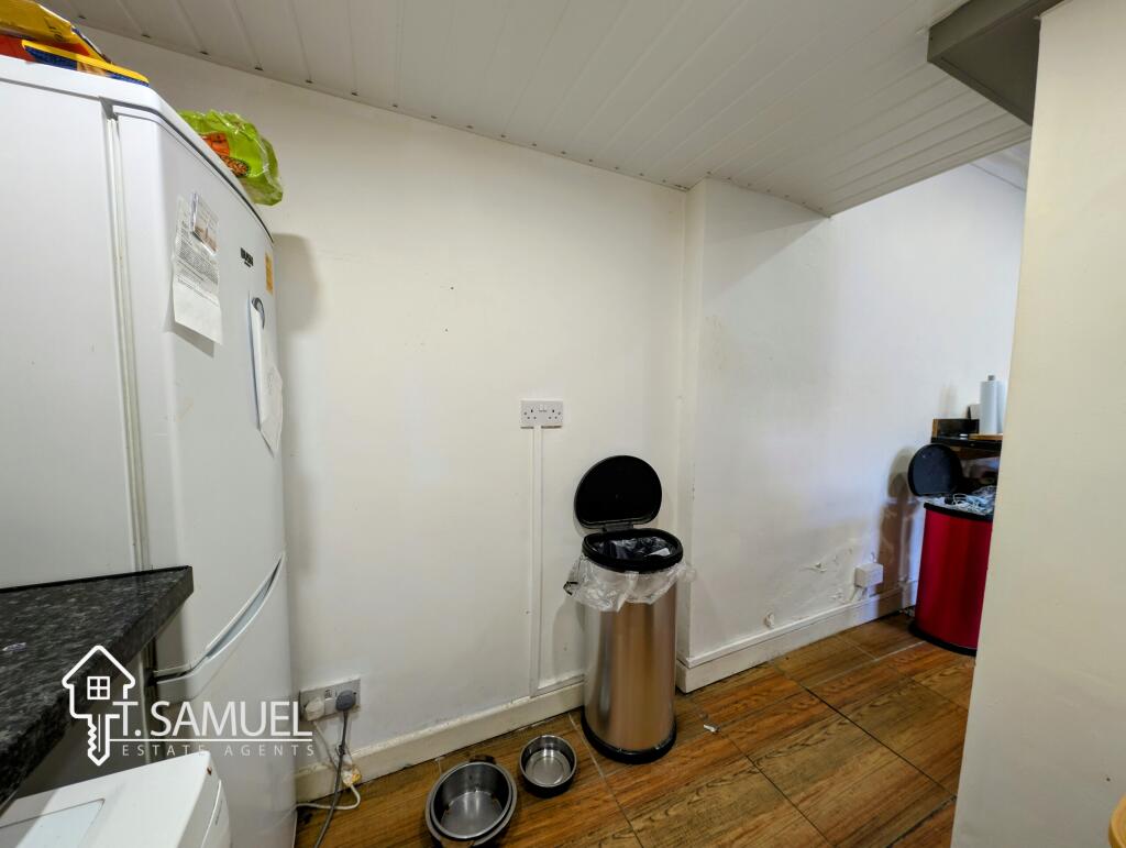 PXL_20250206_121620021~2