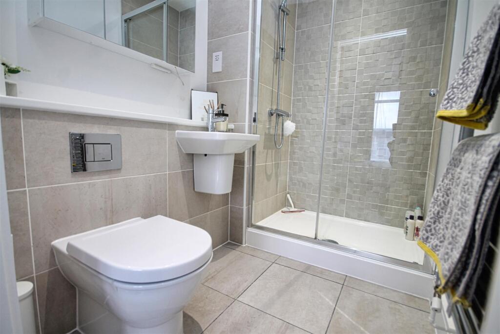 En Suite.jpeg