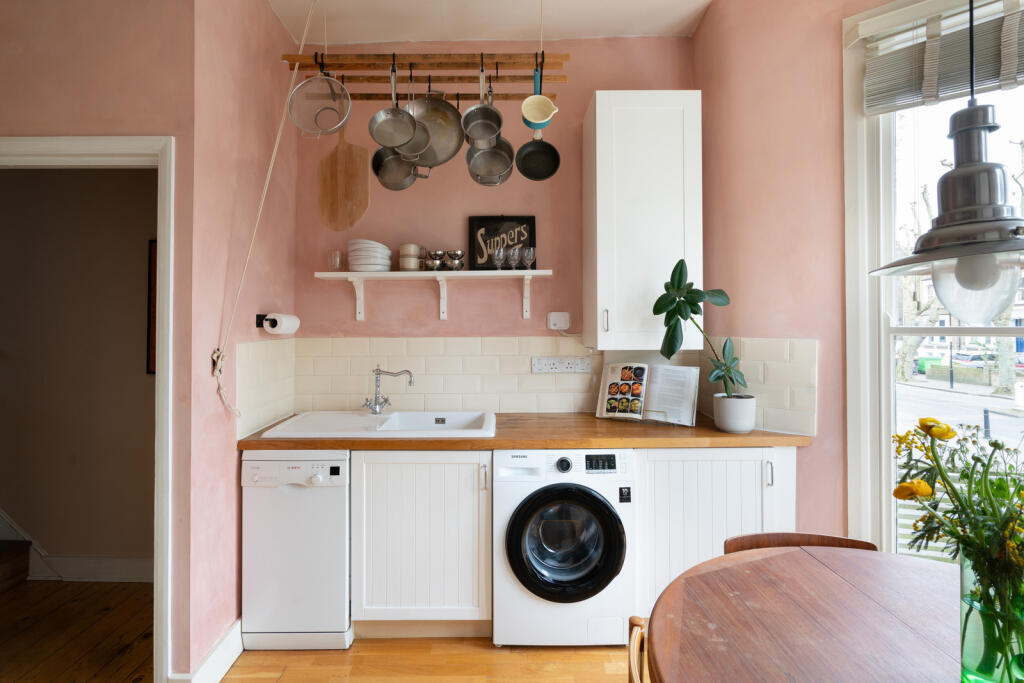 271281 - CAZENOVE-ROAD-23.jpg