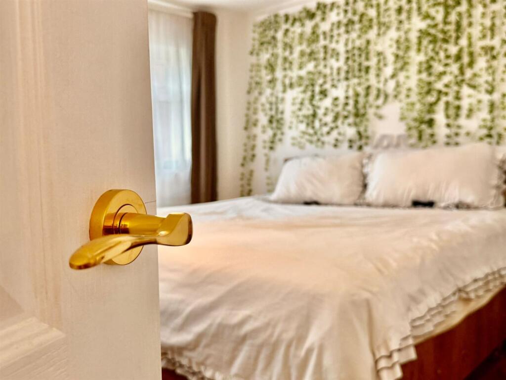 PHOTO-2025-07-16-08-26-42 2.jpg