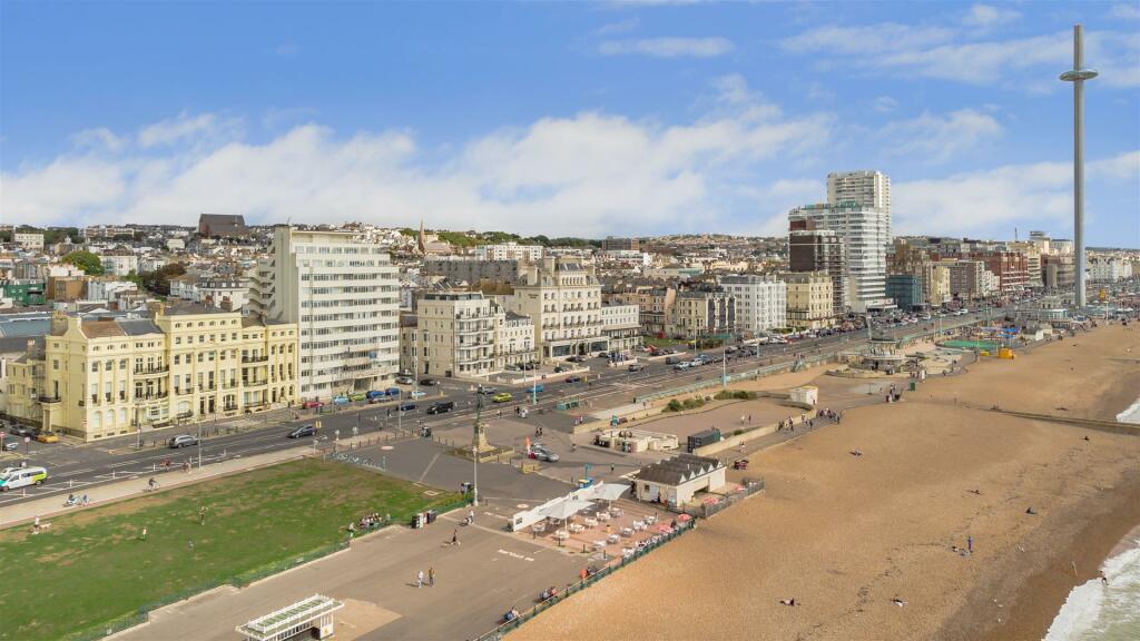 Embassy Court, Flat 3-2.JPG