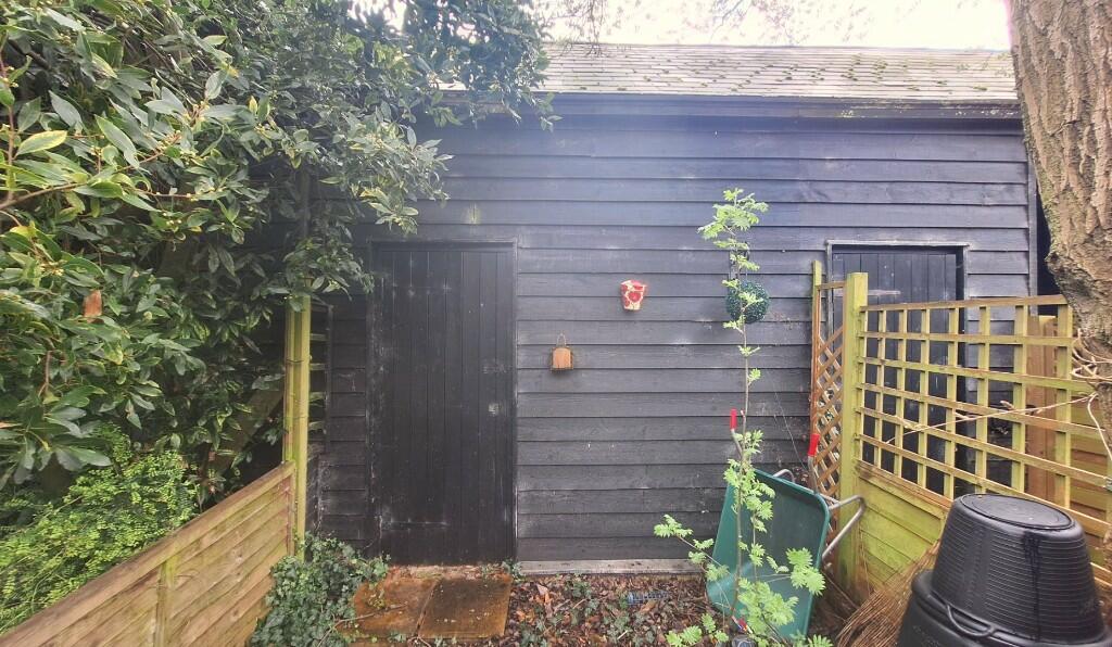 Shed