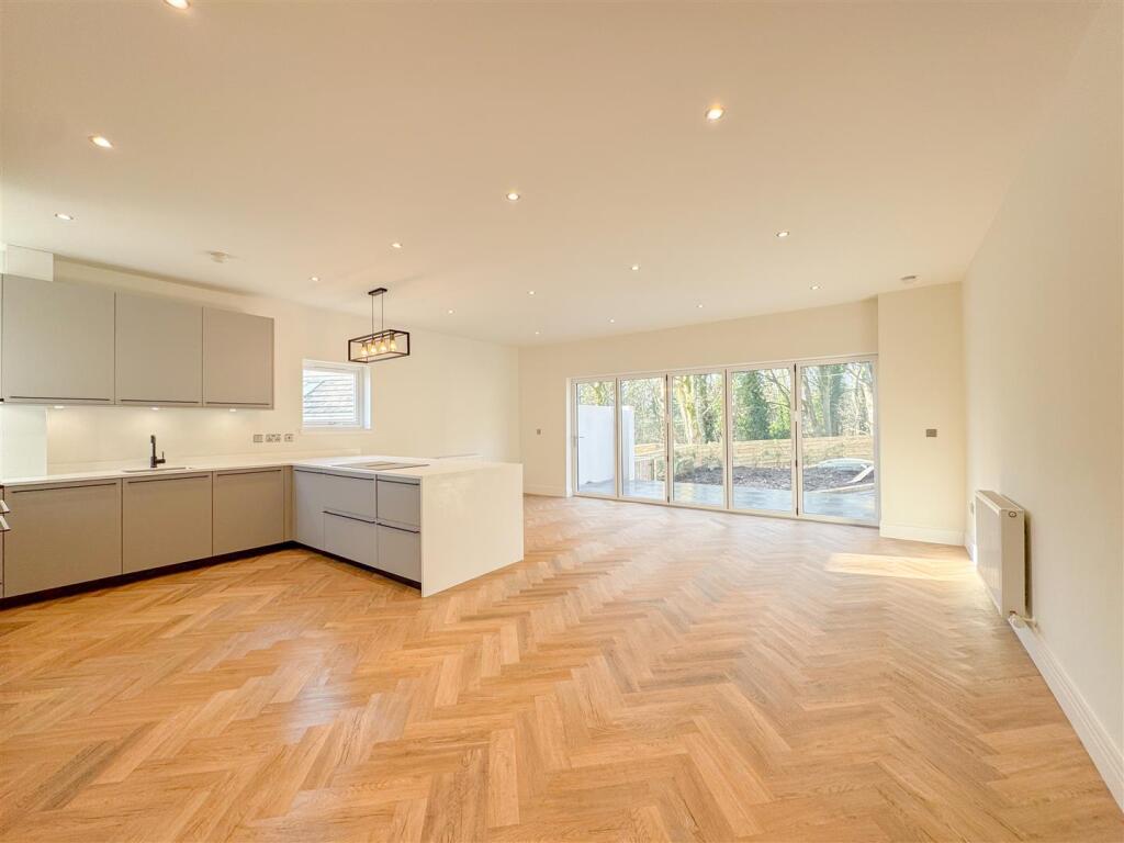 Kitchen/Diner/Living