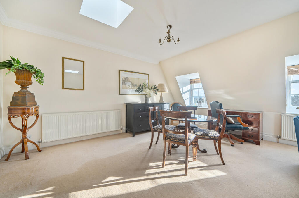 1386720-20-692ee5...