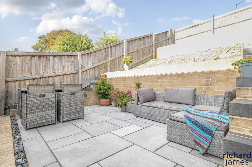 49d03d45ea094927a883665ccc6e0511