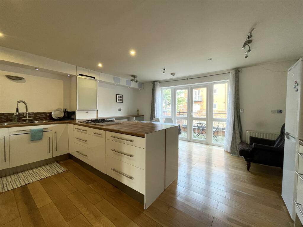 Living / Dining Room