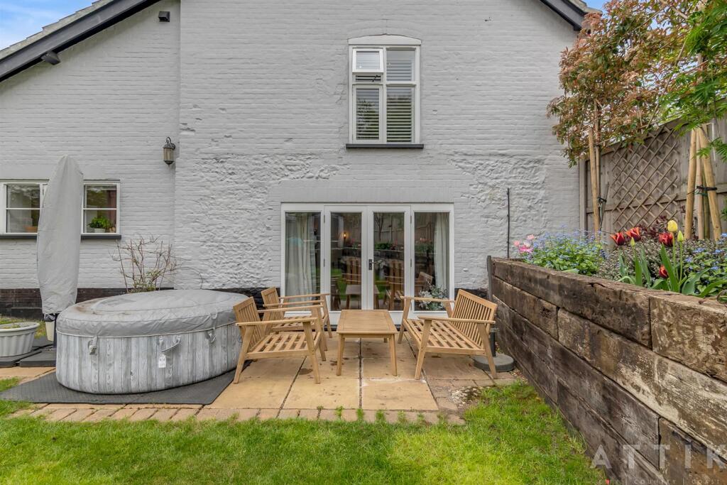 24 Newmarket Road, Norwich, NR46UE (13).jpg