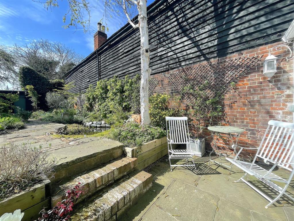 Garden (1).jpeg