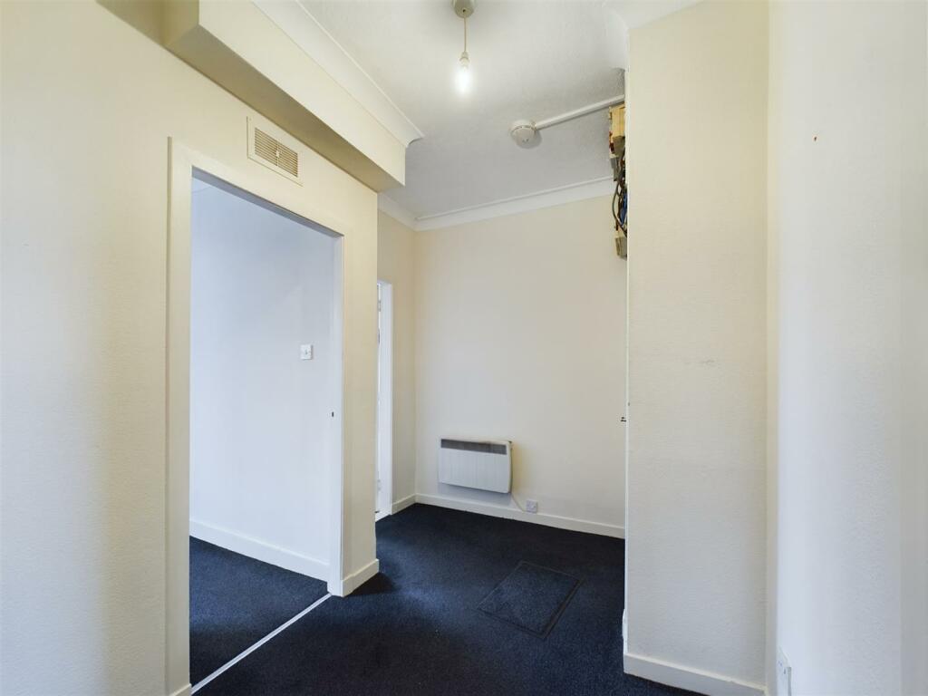 CAM01486G0-PR0259-STILL014.jpg