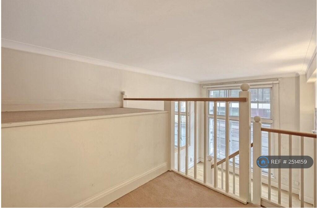 Mezzanine 1 - Office/Walk In Wardrobe/Bedroom