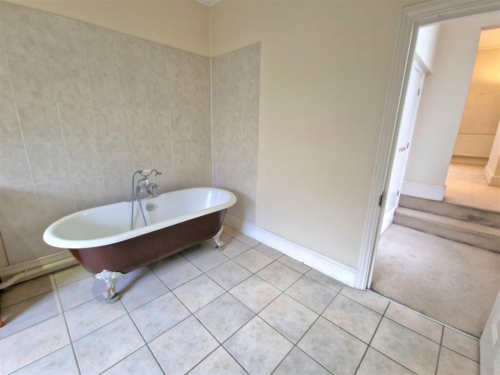 Ensuite