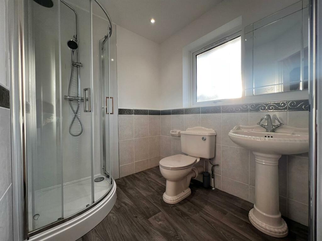 Master Ensuite