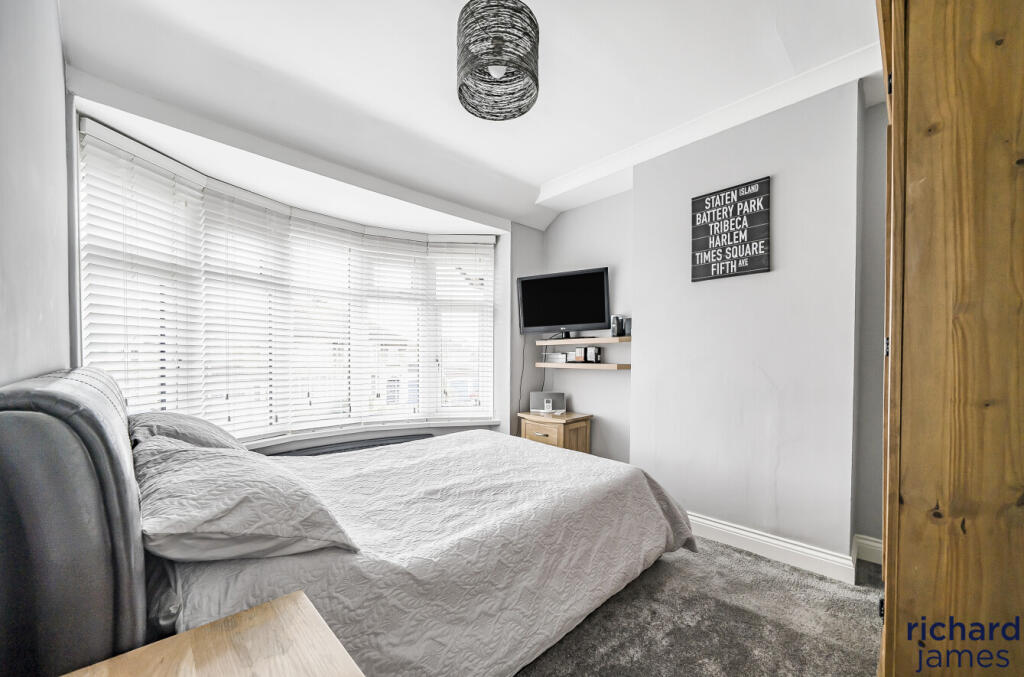 098196dee615402c995392ef9ae68965