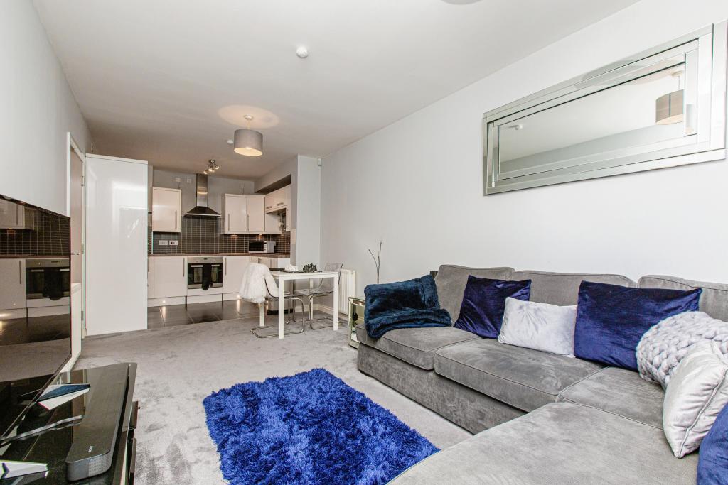 Lounge / Kitchen