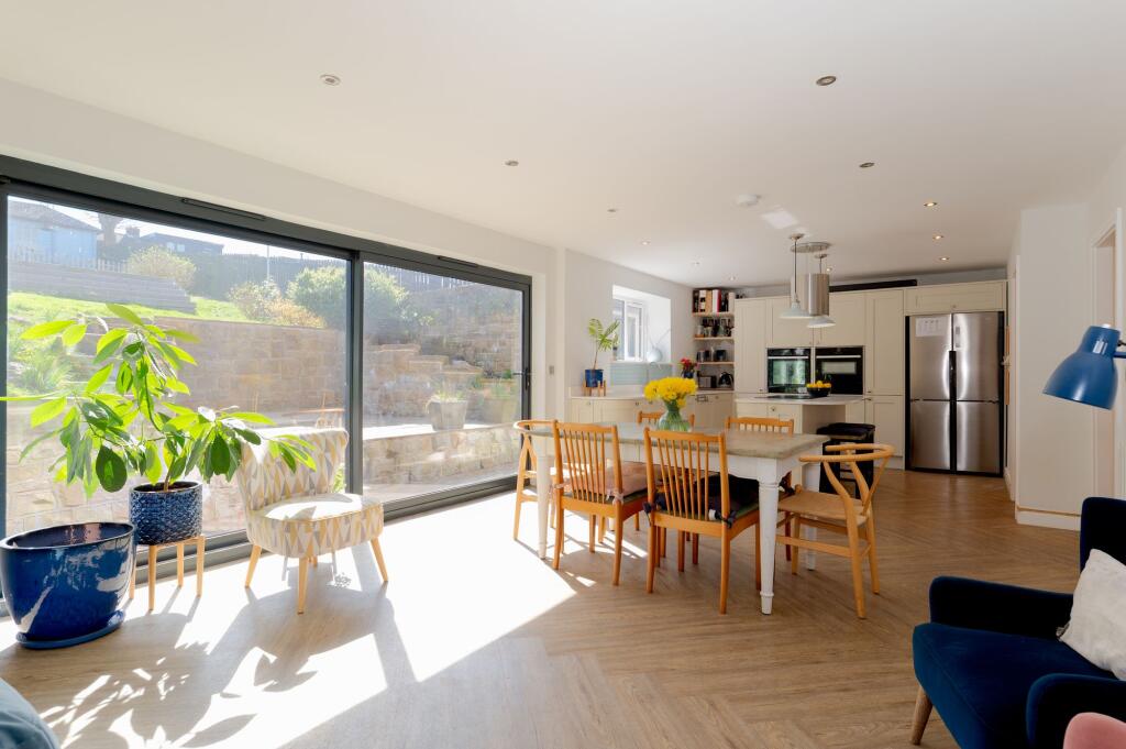 KITCHEN, DINER AND LIVING ROOM