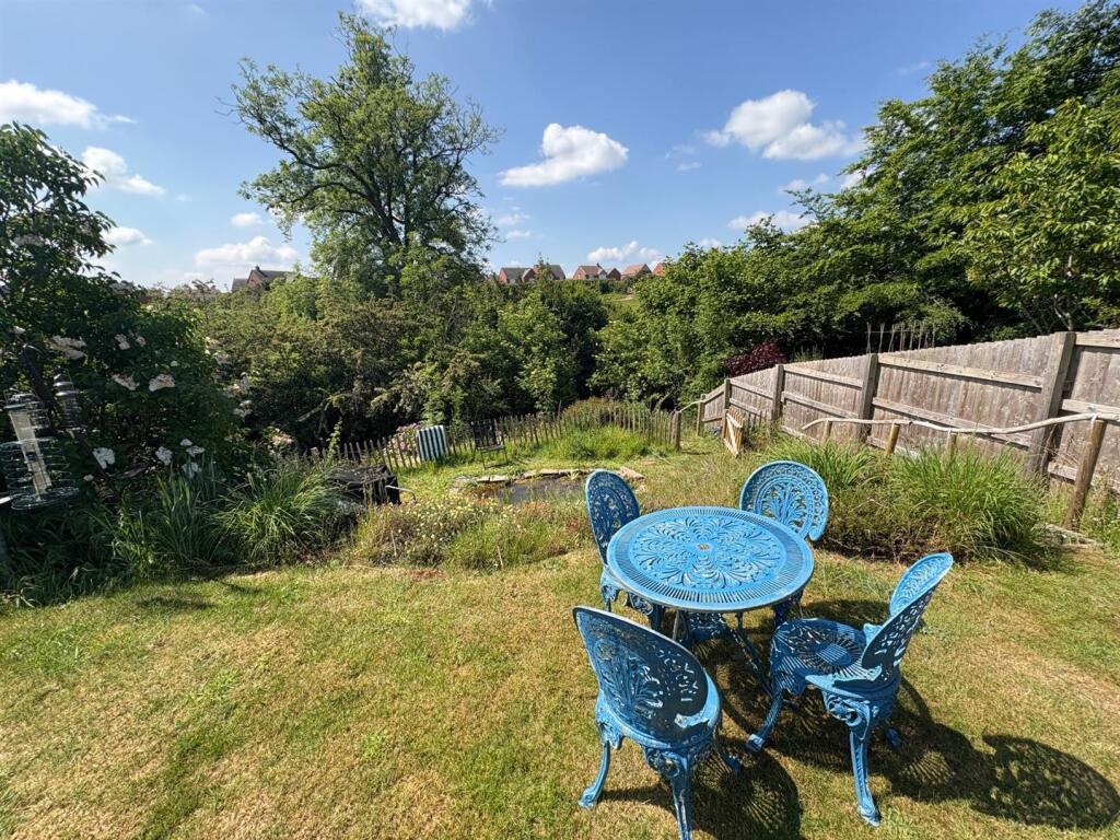 Garden 4.jpg