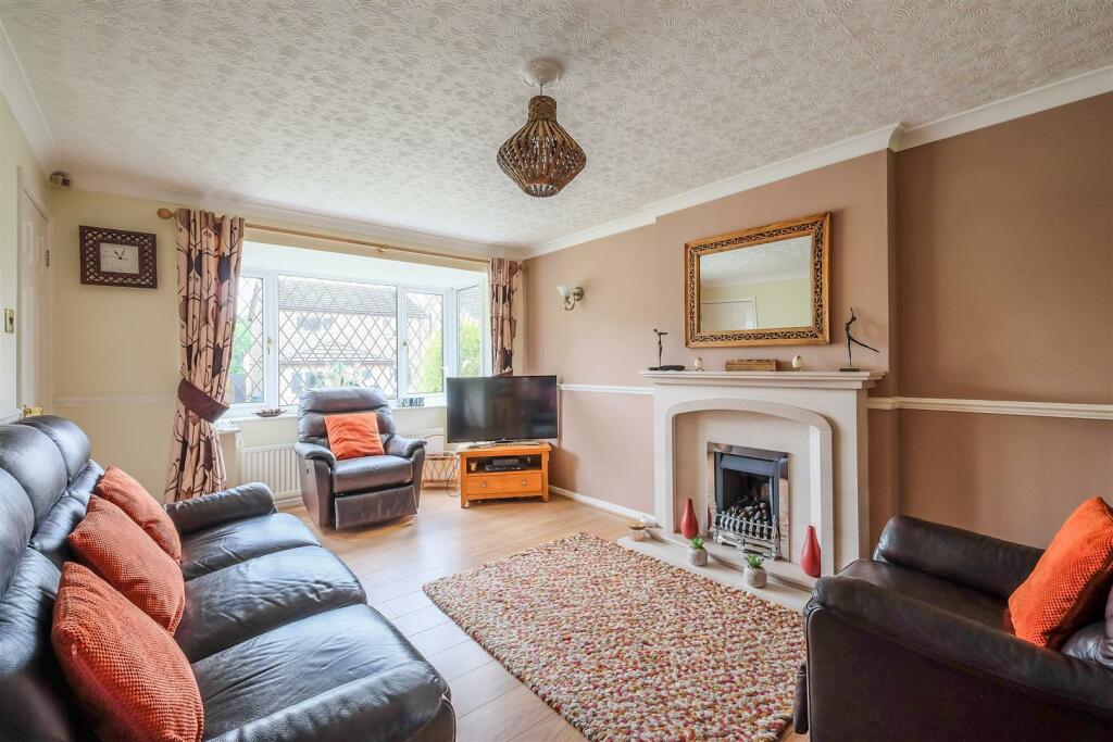 Open Living/Dining Room
