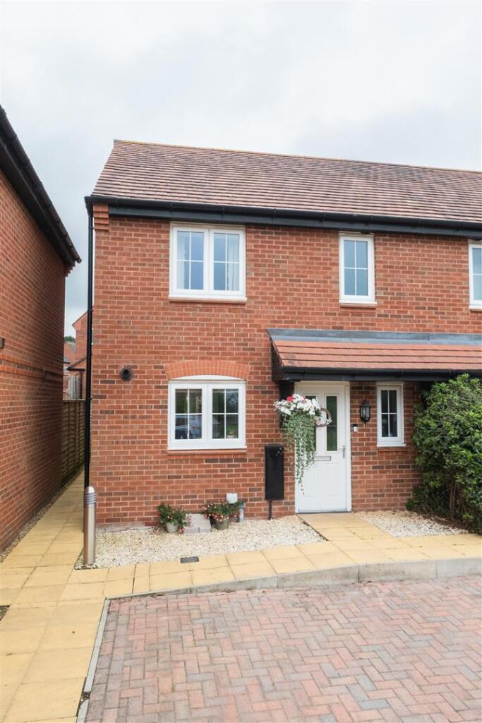 26 Holcroft Drive-018.jpg