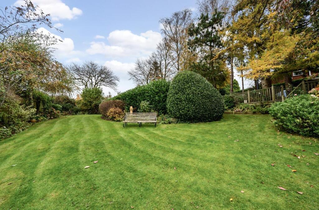 15 Lutterworth Road, Pailton