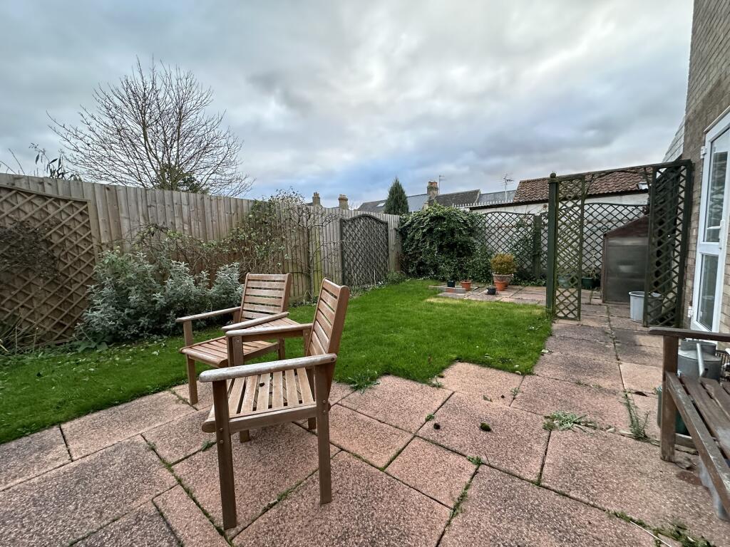 Garden 1.JPG