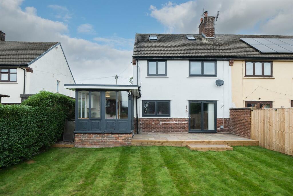 10 Churchill Drive-034.jpg