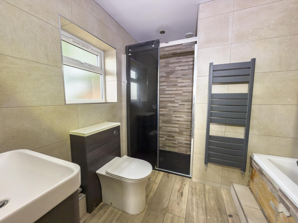 17 T202509021100.jpg