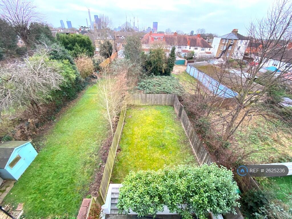 Shared Garden, Great For The Summer!