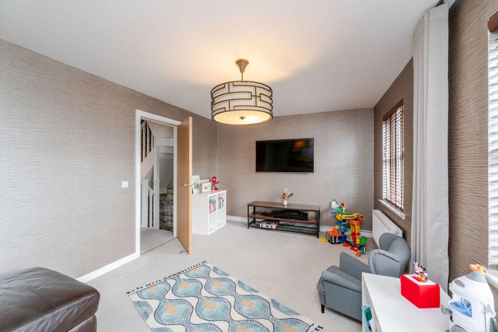 Lounge / Bedroom