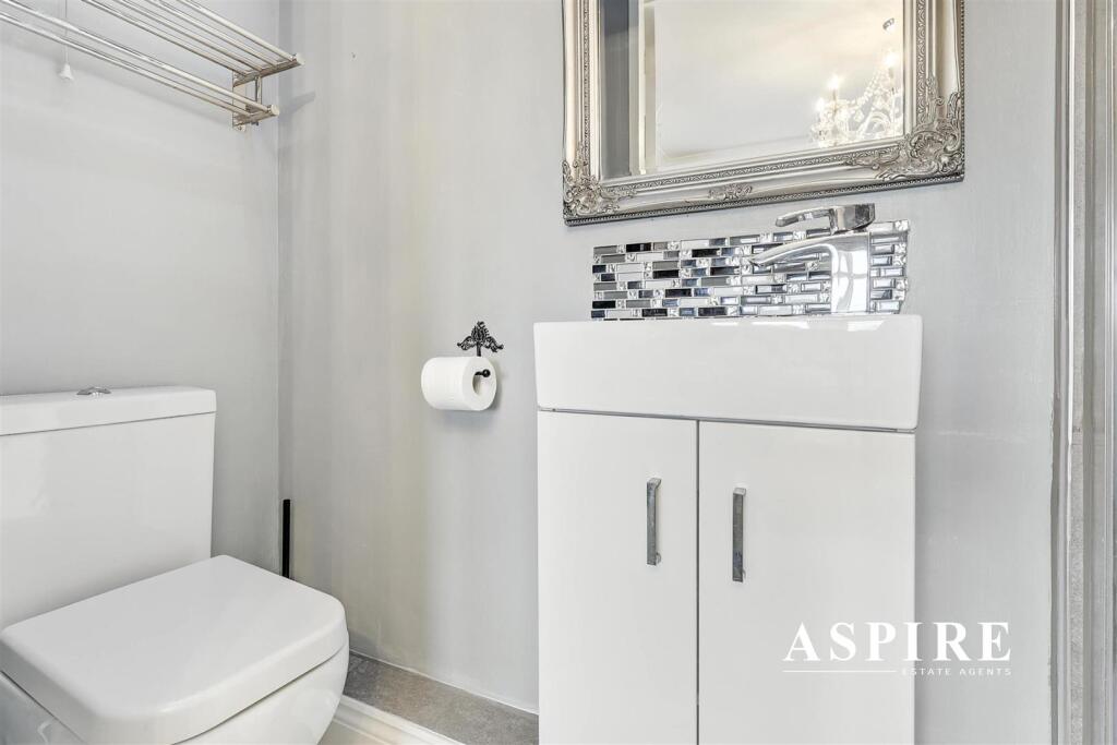 Aspire Estate Agents9.jpg