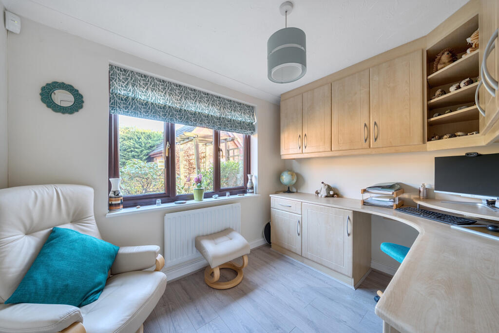 1395909-21-695e49...