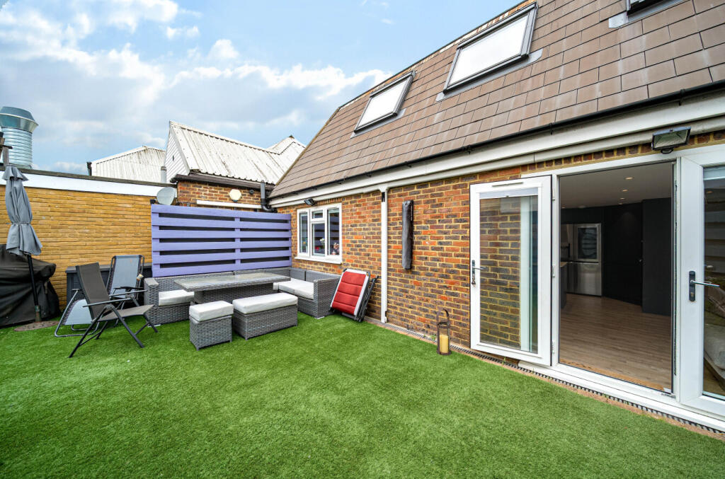 1298338-30-682f0a...