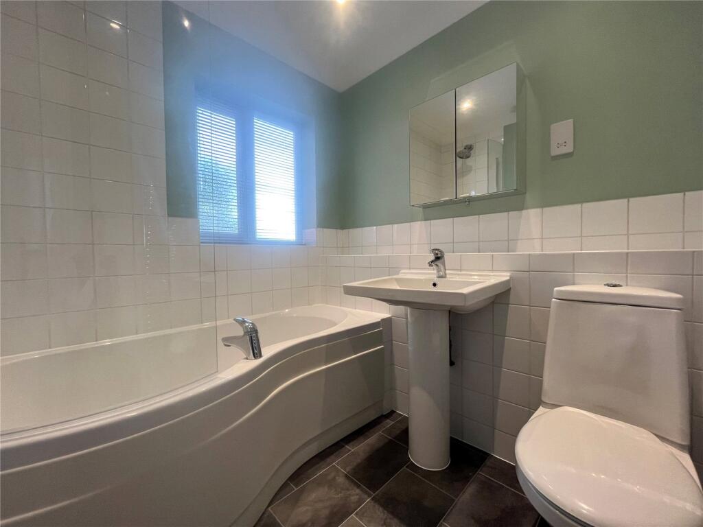 Picture No. 04