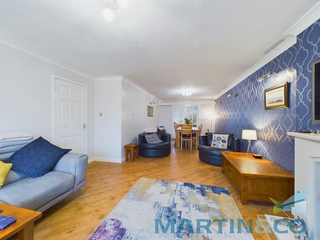 CAM01870G0-PR0148...