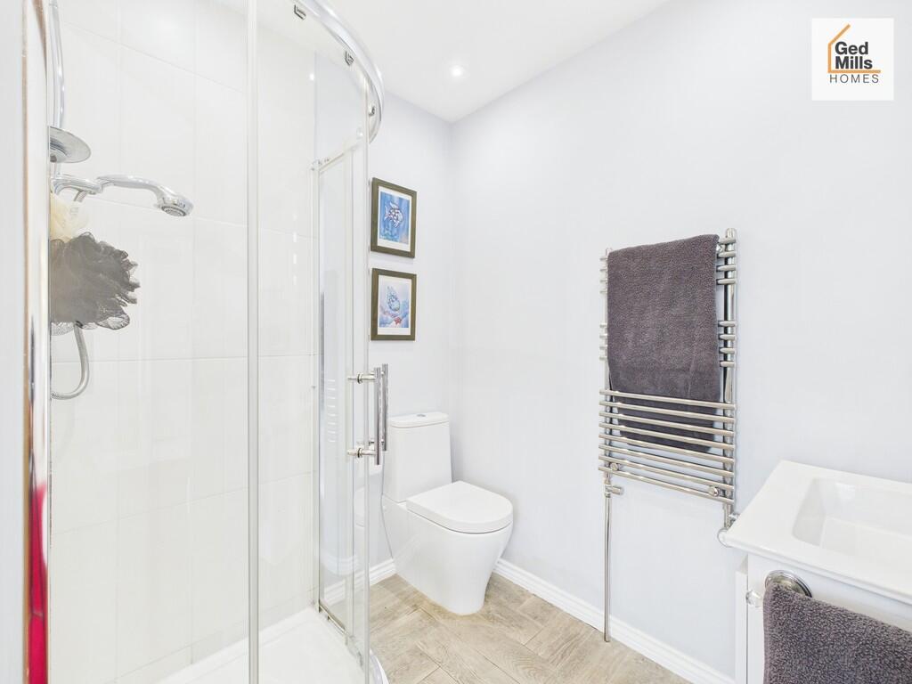 CAM04261G0-PR0041...